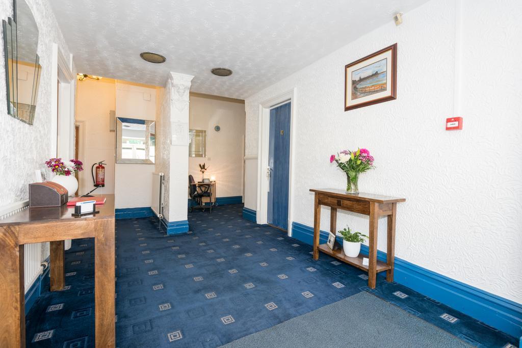 Hotel The Sea Crest à Morecambe Extérieur photo